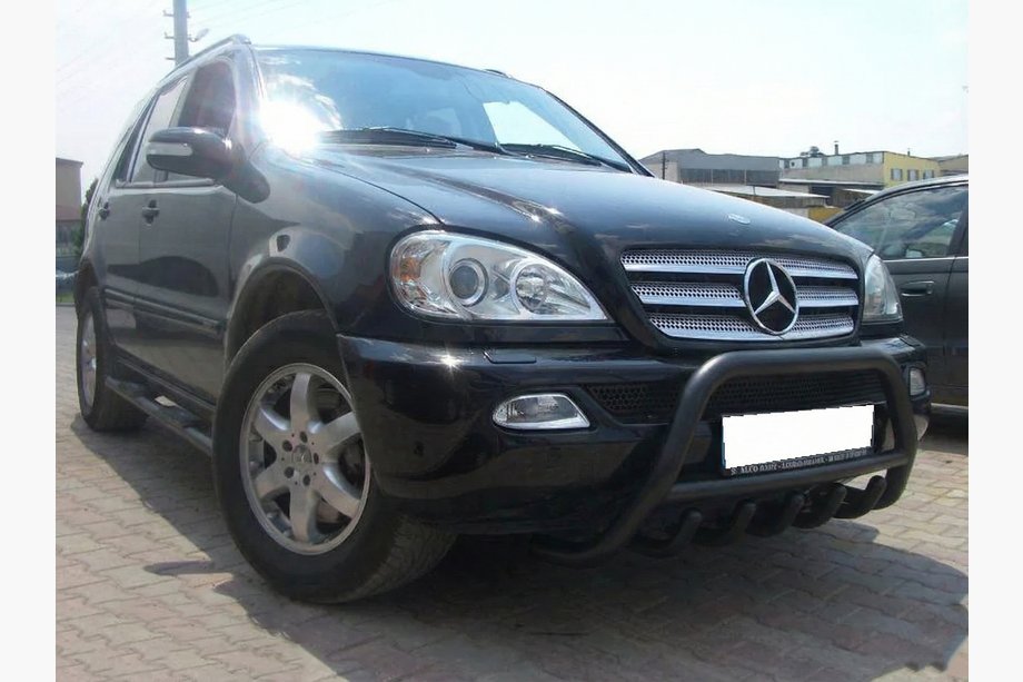 Mercedes ML W163 1997–2005 Bikobran Black (nerjavno jeklo) Image