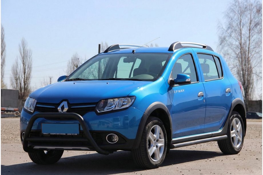 Dacia Sandero 2013–2020 Sprednji zaščitni lok WT006 Black (nerjaveče jeklo) Fotografija 6