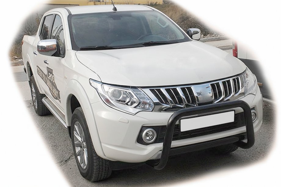 Mitsubishi L200 2015–2024 Sprednji zaščitni lok WT005 Black (nerjaveče jeklo) Image