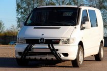 Mercedes Vito W638 1996–2003 Kelebek WT011 Black sprednji zaščitni lok (bullbar) iz nerjavečega jekla fotografija 2