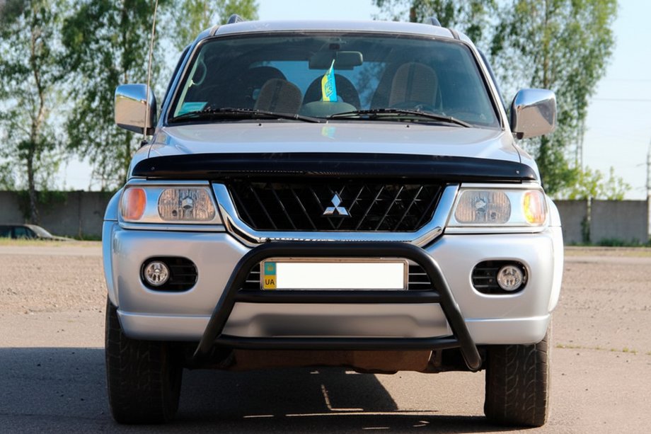 Mitsubishi Pajero Sport 1996–2007 Kenguru zaščitni lok WT022 Black (nerjavno jeklo) Image