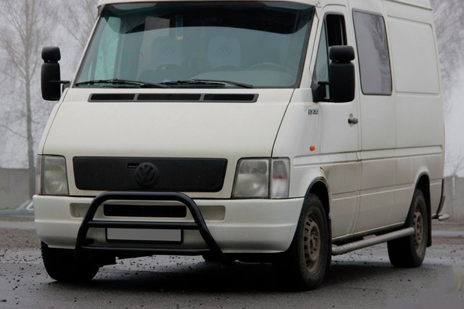 Volkswagen LT 1995–2006 Kenguru zaščitni lok WT022 Black (nerjavno jeklo) Image