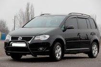Volkswagen Touran 2003–2010 Kenguru zaščitni lok WT022 Black (nerjavno jeklo) fotografija 1