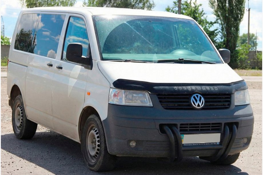 Volkswagen T5 Transporter 2003–2010 Kenguru lok ST006-03 Nizdri Black (nerjavno jeklo) Fotografija 5