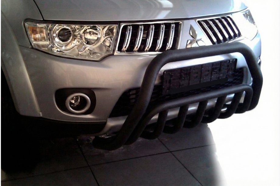 Mitsubishi Pajero Sport 2008–2015 Sprednji zaščitni lok WT002 Black (nerjaveče jeklo) Fotografija 4
