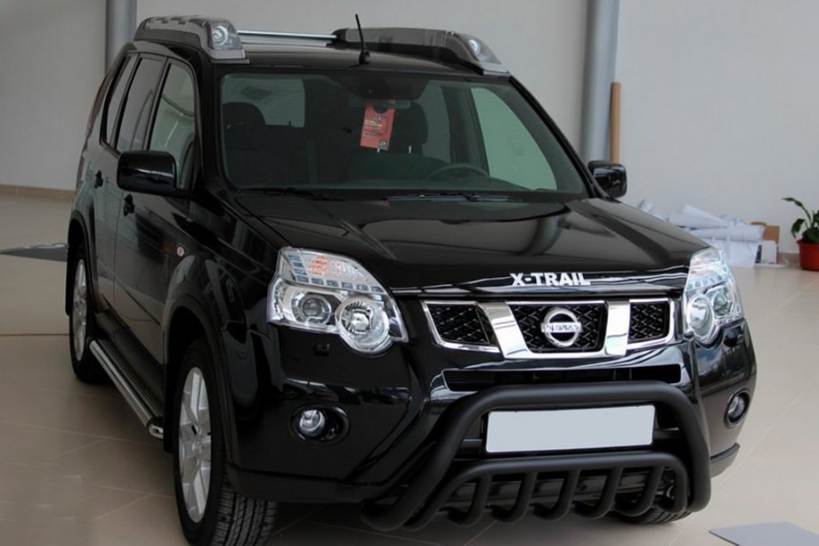 Nissan X-trail T31 2007–2014 Sprednji zaščitni lok WT002 Black (nerjaveče jeklo) Image