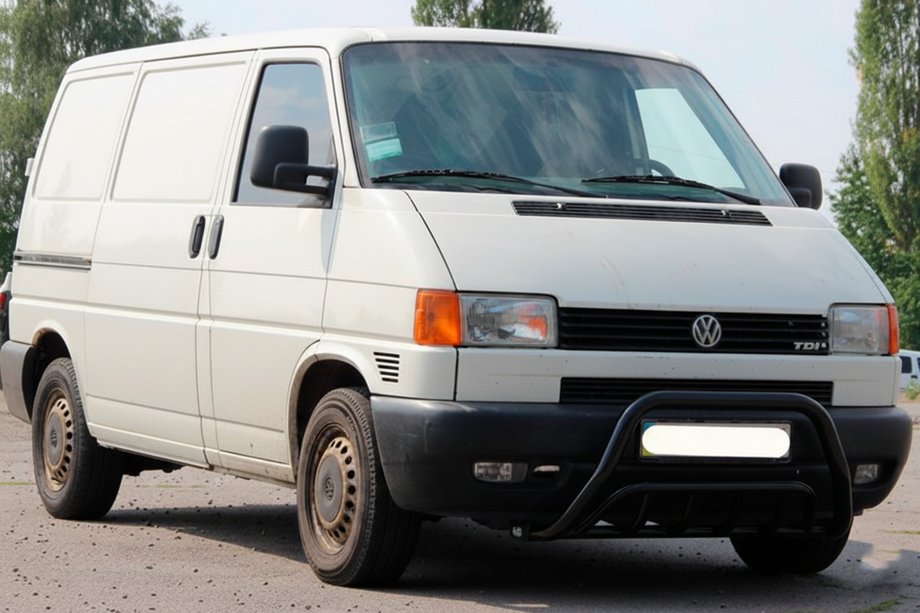 Volkswagen T4 Caravelle/Multivan 1990–2003 Kenguru zaščitni lok WT002 Black (nerjaveče jeklo) Image
