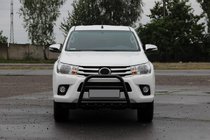 Toyota Hilux 2015– Sprednji zaščitni lok QT008 Black (nerjavno jeklo) fotografija 2