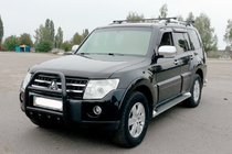Mitsubishi Pajero Wagon IV 2006–2021 Kenguru zaščitni lok QT011 Black (nerjavno jeklo) fotografija 2