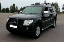 Mitsubishi Pajero Wagon III 1999–2006 Zaščitni lok (bullbar) QT007 Black (nerjavno jeklo) fotografija 2