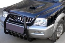 Mitsubishi L200 1996–2006 Zaščitni lok (bullbar) QT007 Black (nerjavno jeklo) fotografija 1
