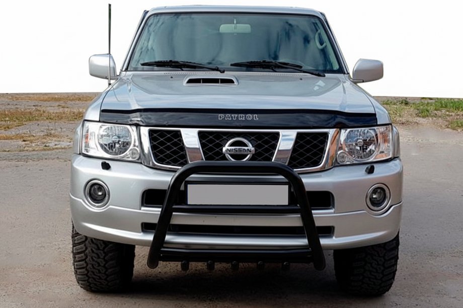 Nissan Patrol Y61 1997–2011 Zaščitni lok QT007 Black (nerjavno jeklo) Image