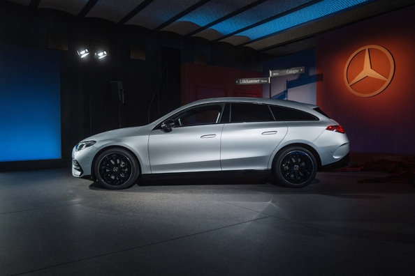 Pregled Mercedes-Benz CLA Shooting Brake 2026: električni karavan v slogu kupeja Fotografija 3