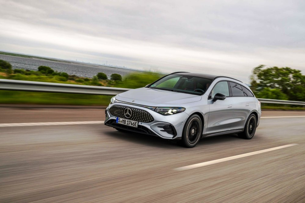 Pregled Mercedes-Benz CLA Shooting Brake 2026: električni karavan v kupejskem slogu