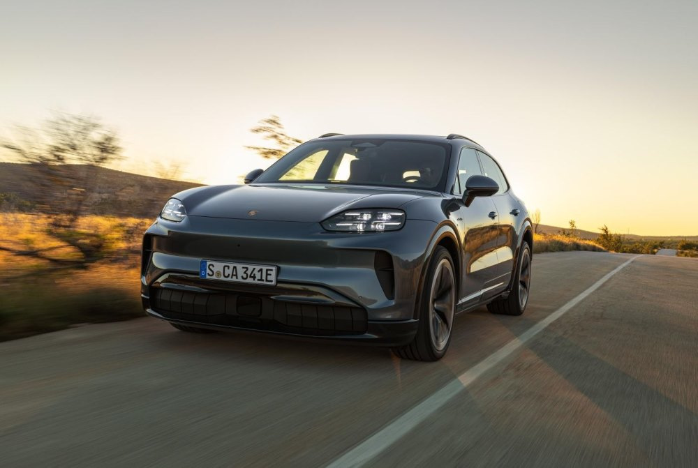 Test Porsche Cayenne Electric 2026: električni križanec z vrhunsko dinamiko