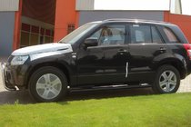 Suzuki Grand Vitara 2005–2017 Stranske cevi Black (2 kos, nerjavno jeklo) fotografija 1