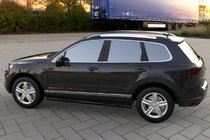 Volkswagen Touareg 2010–2018 Stranske cevi Black (2 kosa, nerjavno jeklo) fotografija 1