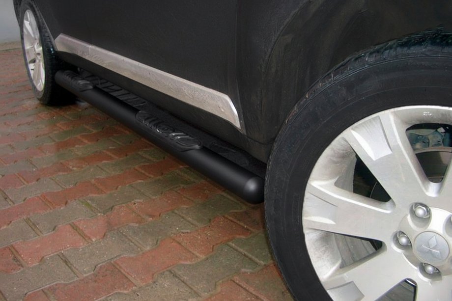 Mitsubishi Outlander 2006–2012 Stranske cevi Black (2 kos, nerjavno jeklo) Image