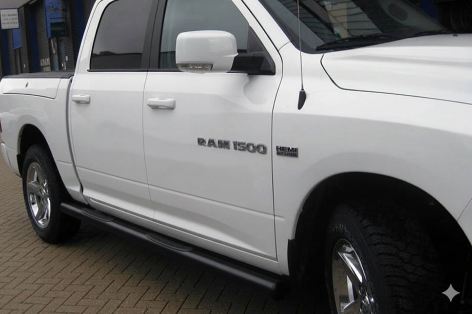 Dodge RAM (DR/DH/D1/DC/DM) 2002–2009 Standardne bočne cevi Black (2 kosa, nerjavno jeklo) Image