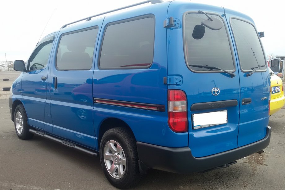 Toyota HiAce Stranske cevi Black (2 kos, nerjavno jeklo) Image