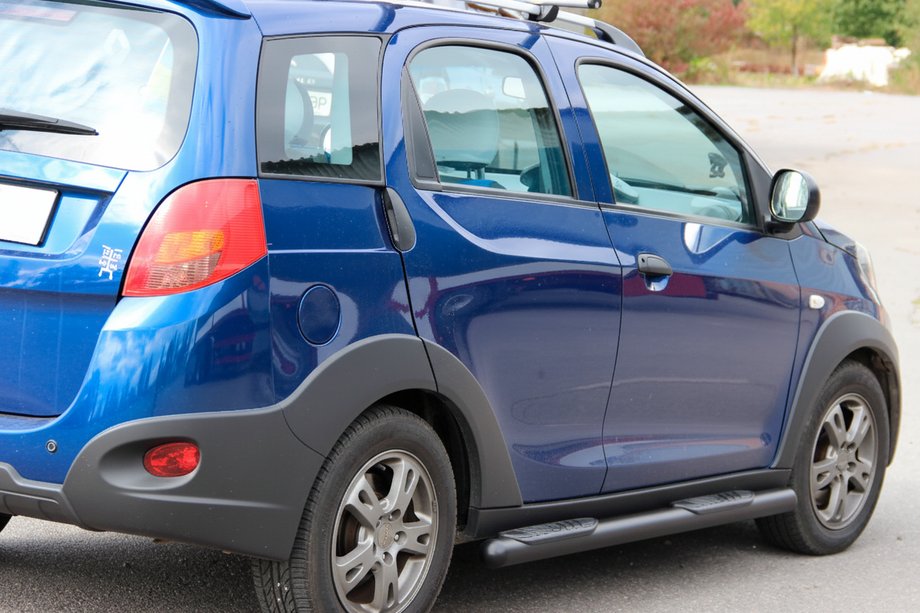 Chery Beat 2009–2015 Stranske cevi Black (2 kos, nerjaveče jeklo) Image