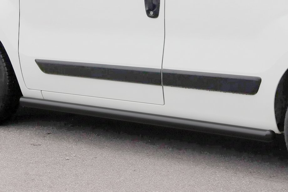 Peugeot Bipper 2008–2017 Stranske cevi Ø60 Black (2 kosa, nerjavno jeklo) Fotografija 3