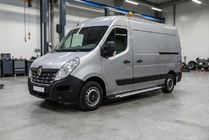 Renault Master 2011–2023 Stranske stopnice Allmond Grey (2 kosa, aluminij) fotografija 1