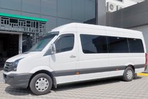 Volkswagen Crafter 2006–2016 Stranske cevi Black (2 kos, nerjaveče jeklo) Ø60, srednja medosna razdalja fotografija 2