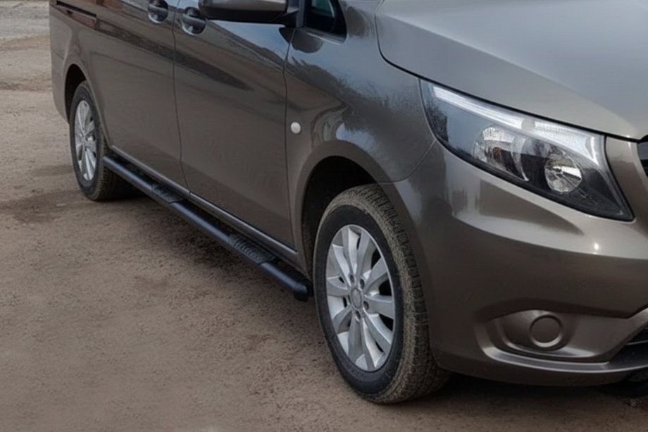 Mercedes Vito/V-razred W447 2014– Stranske cevi Black (2 kos, nerjavno jeklo) d70, kratka/srednja medosna razdalja (L1/L2) Fotografija 2
