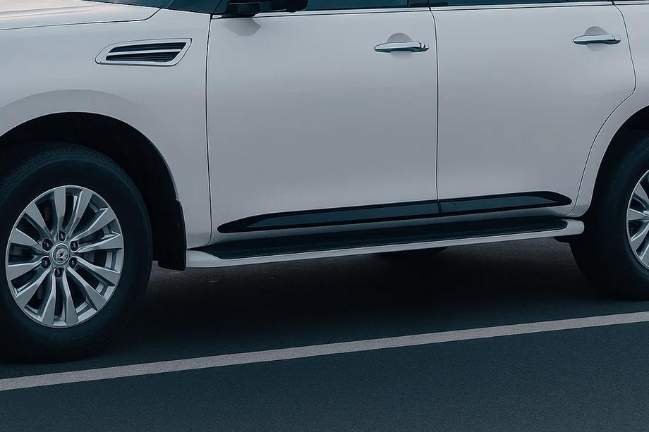 Infiniti QX80 2013–2024 Zaščitne letve vrat (4 kosi, črne) Image