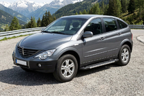 SsangYong Action 2005–2018 Stranske stopnice RedLine V1 (2 kos, aluminij) fotografija 1
