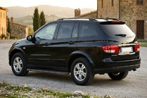 SsangYong Kyron 2005–2014 Bočne stopnice Bosphorus Black (2 kos, aluminij) fotografija 1