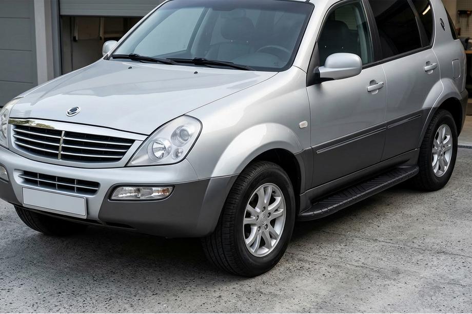 SsangYong Rexton I 2001–2017 Bočne stopnice Bosphorus Black (2 kos, aluminij) Image