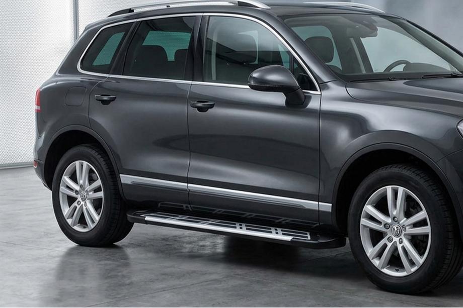 Volkswagen Touareg 2002–2010 Bočni pragovi Sunrise (2 kos, aluminij) Image