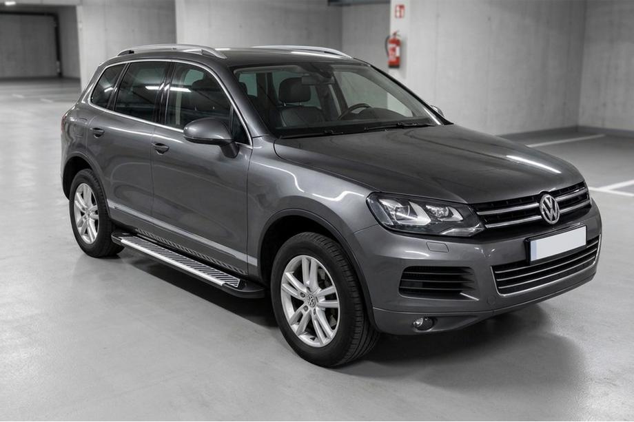 Volkswagen Touareg 2010–2018 Stranske stopnice Line (2 kosa, aluminij) Image