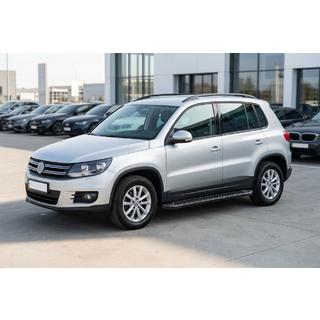 Bočne stopnice Allmond Black (2 kos, aluminij) Volkswagen Tiguan 2007–2016 fotografija 1