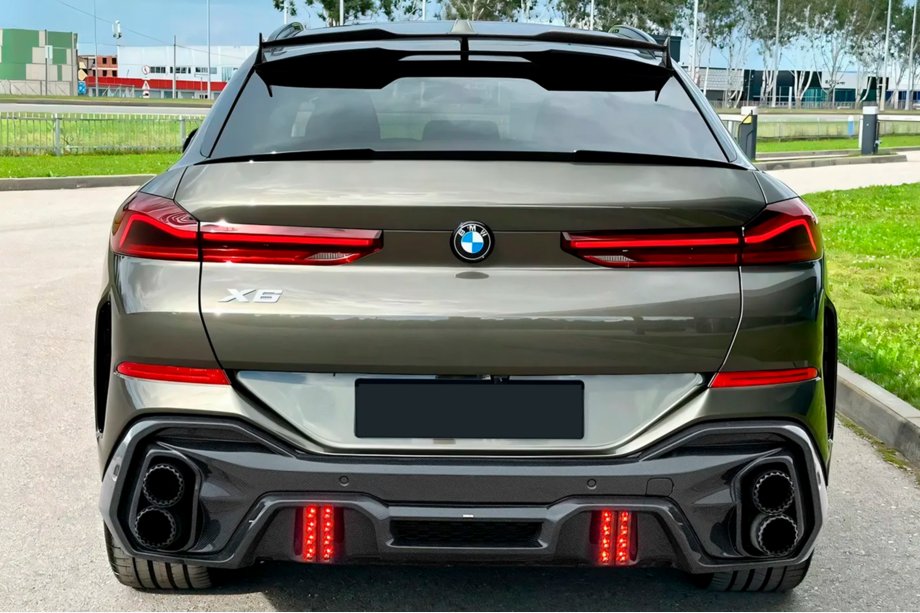 BMW X6 G06 2019–2027 LRT-Design Carbon body kit (za M-Sport 2023+) Fotografija 6