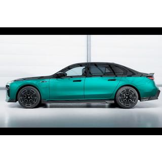 Komplet karoserijskega body kita LRT-Design Carbon (za M760, M-Sport in i7 M70) fotografija 4
