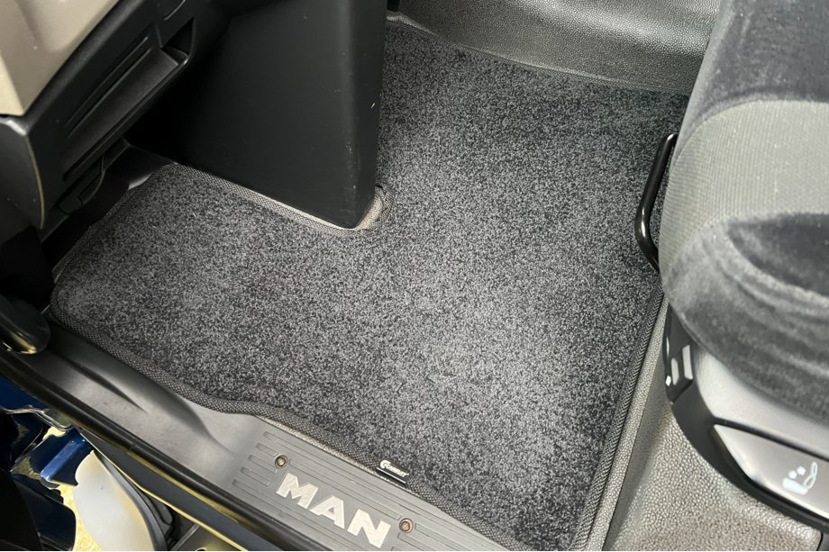 MAN TGX 2020– Tekstilni tepihi Deluxe (Črna) Image