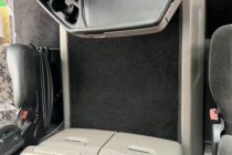 Scania R serija 2016– Premium tekstilni tepihi za avto (Črni) fotografija 4