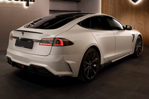 Tesla Model S 2012– Komplet karoserijskih dodatkov LRT-Design Carbon fotografija 8