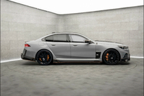 BMW 5/i5 serija G60/G60E/G61 2023– MNSR Carbon komplet bodykita (za M5, kovani karbon) fotografija 4