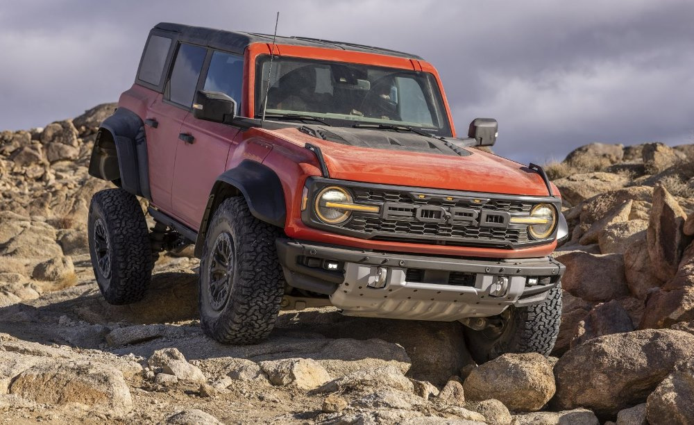 Ford Bronco Raptor: avto za ekstremni terenski adrenalinski užitek