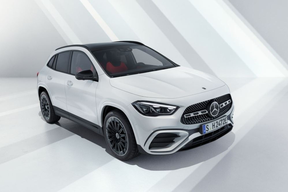 Pregled Mercedes-Benz GLA (H247): kompaktni premijski crossover Fotografija 3