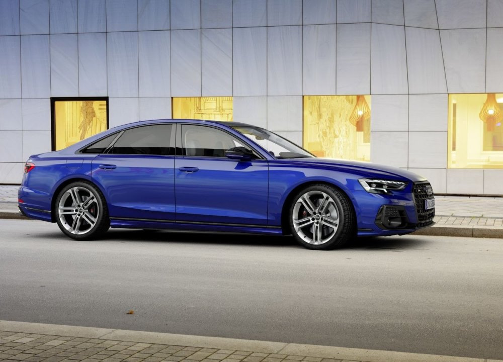 Pregled Audi S8 (D5): zmogljiva luksuzna športna limuzina