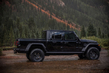 Test Jeep Gladiator Willys 2024: legendarni terenski pick-up v osveženem slogu fotografija 3