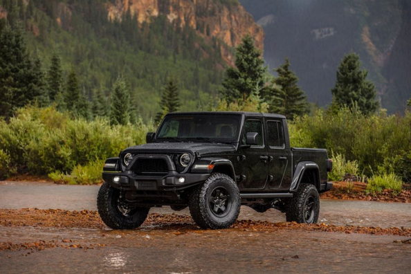 Test Jeep Gladiator Willys 2024: legendarni terenski pick-up v osveženem slogu