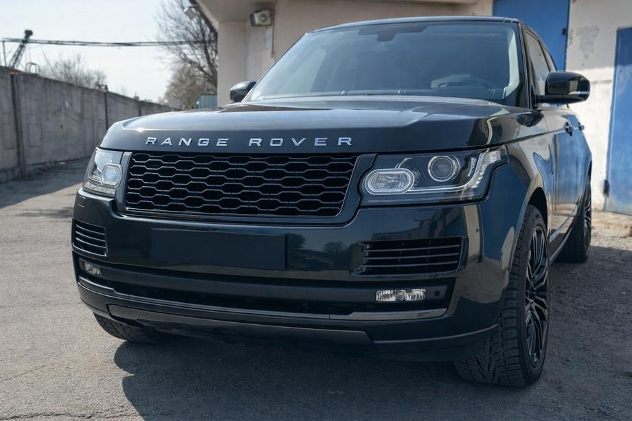 Range Rover IV L405 2013–2021 Sprednja maska hladilnika 2013-2018 (dizajn SVO Black 2019) Image