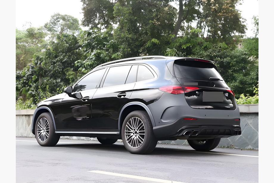 Mercedes GLC X254 2022– Zadnji odbijač kompleten GLC63 AMG Fotografija 2