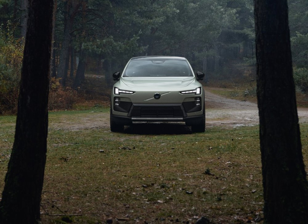Test Volvo EX60 Cross Country: tehnični podatki, oprema, foto